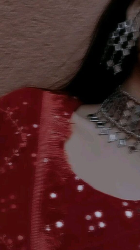 Top Trending Hidden Face Girl Pic In Black Dress (2026)