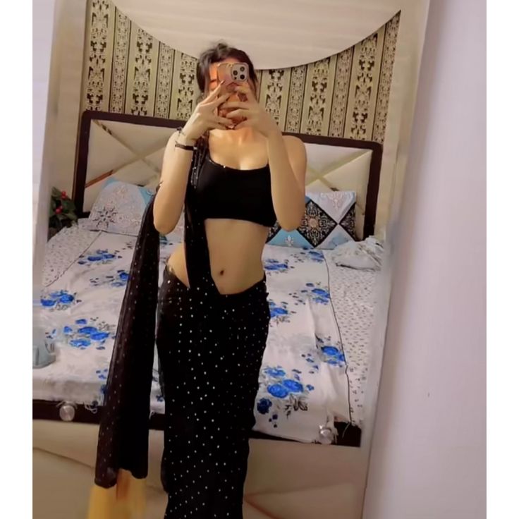 Desi Look: Black Saree & Kurti Hidden Face Images