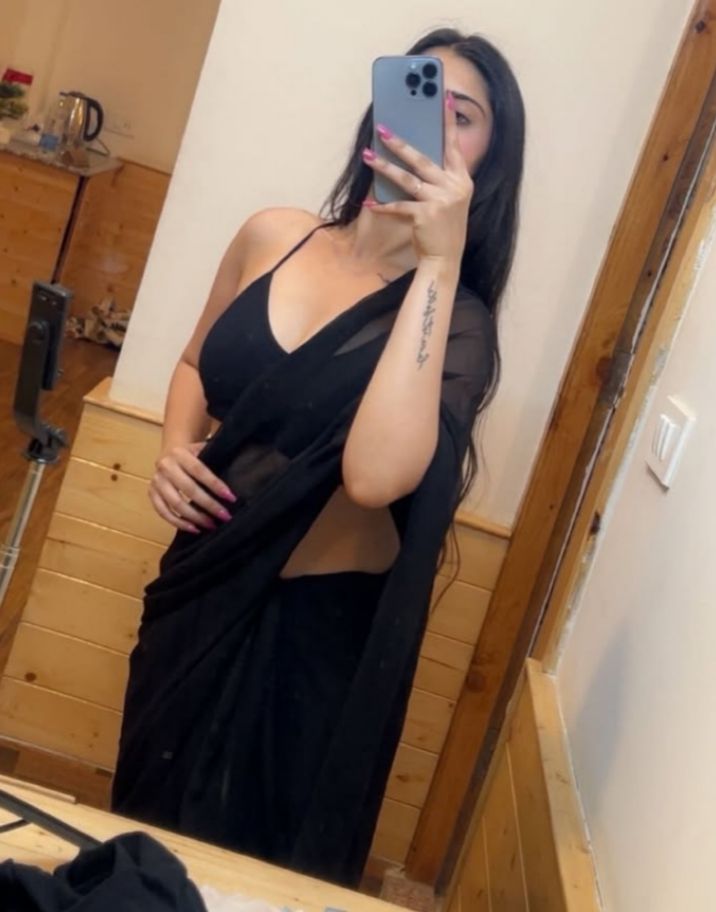 Desi Look: Black Saree & Kurti Hidden Face Images