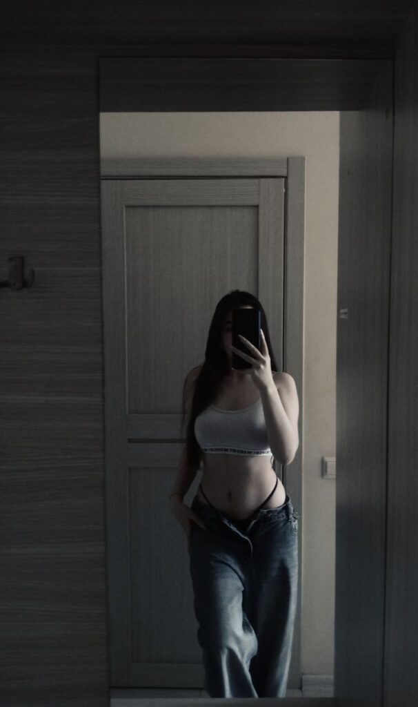 Stylish Short Black Dress Pics Without Showing Face