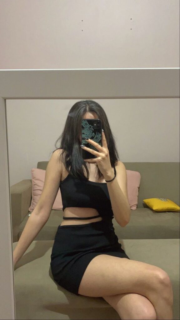 Stylish Short Black Dress Pics Without Showing Face